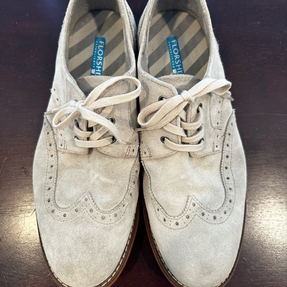 Florsheim men’s size 10 dress shoes